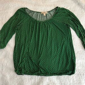 ⭐️ 3/$20 Michael Kors Green Patterned Women's top size small